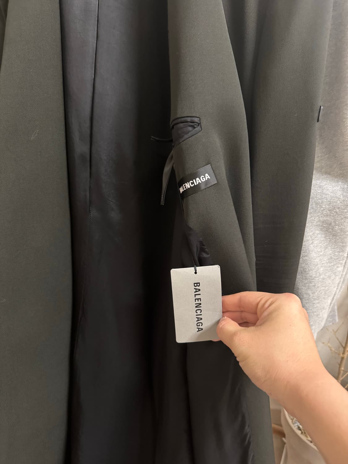 발렌시아가 더블 브레스트 오버코트 48size 팝니다 상품이미지3