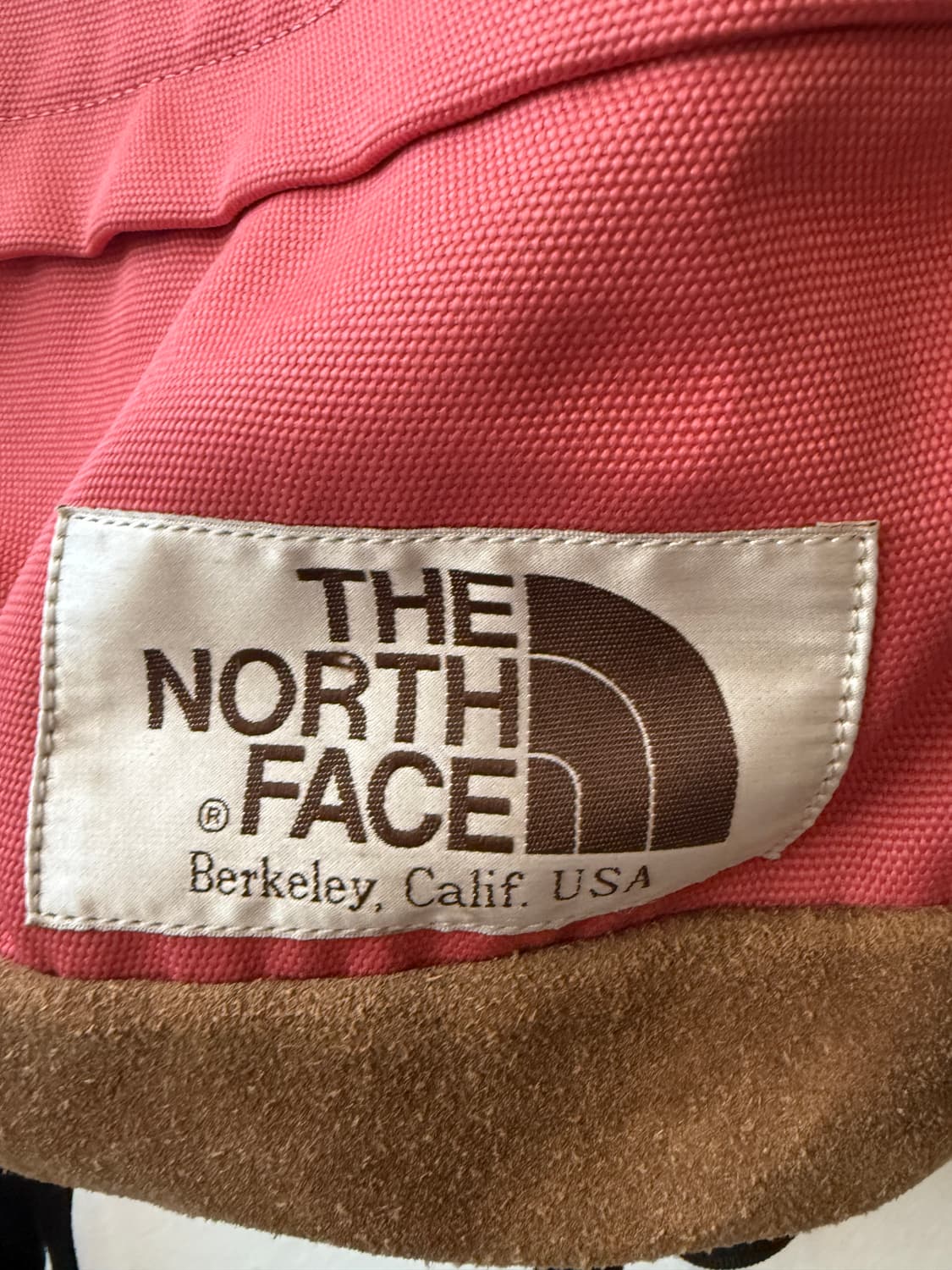 노스페이스 백팩 19L  상품이미지2