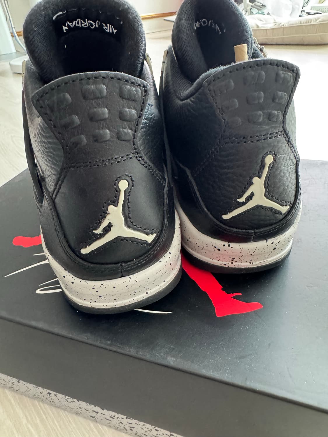 Jordan 4 Retro Oreo 2015 상품이미지3