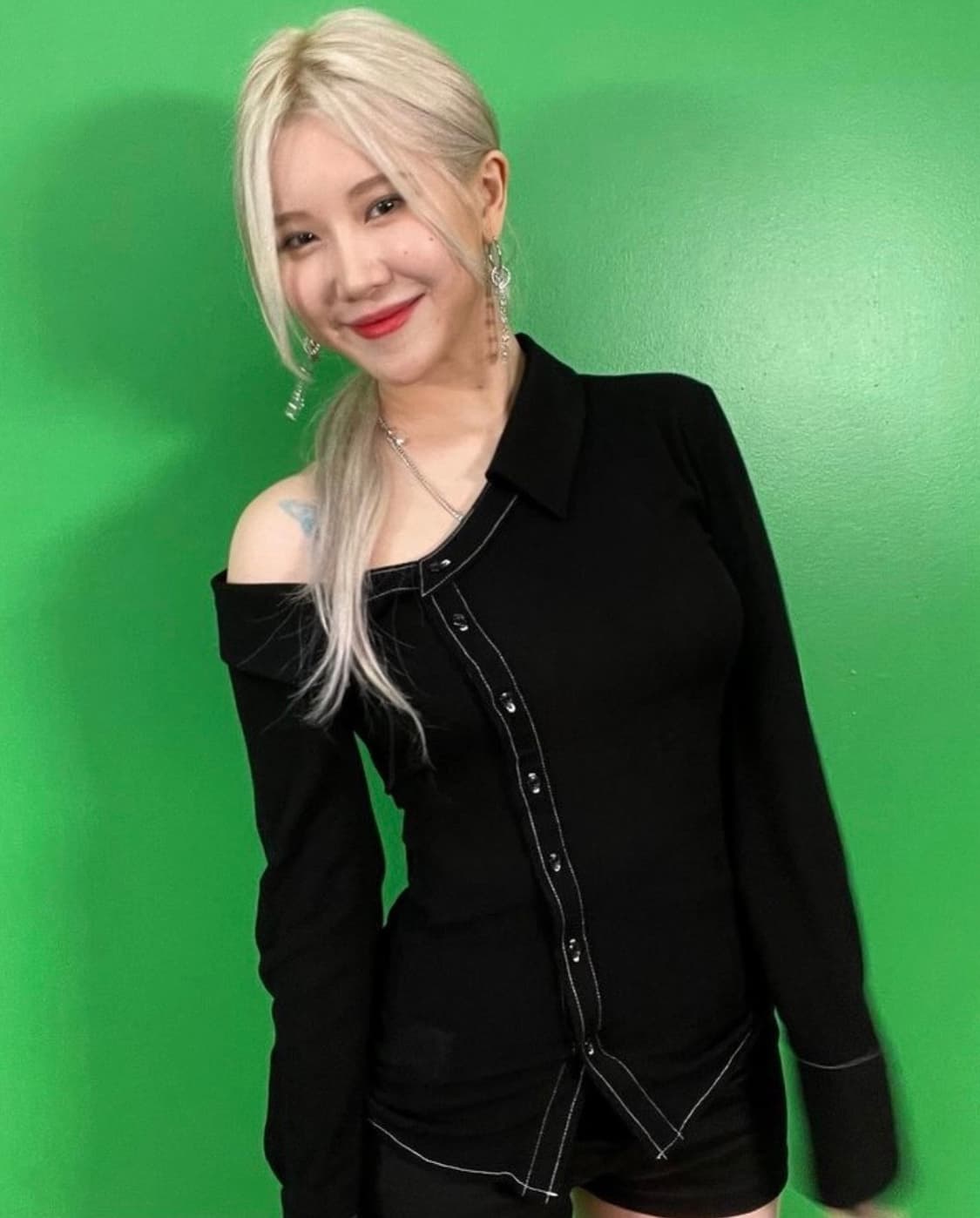 쓰리타임즈 스티치 오프 셔츠 블랙 상품이미지2