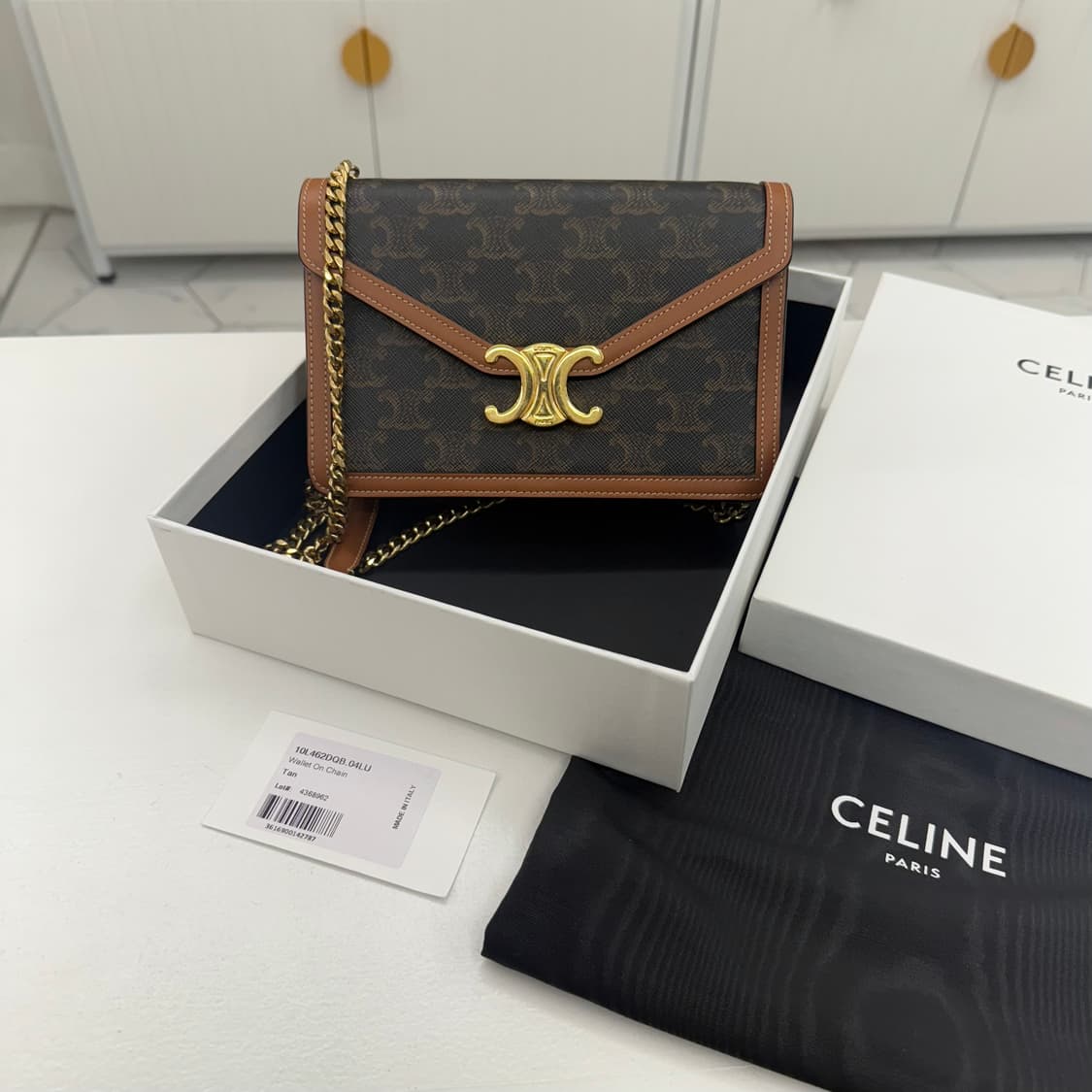 셀린느 트리오페 마고 체인백 상품이미지1