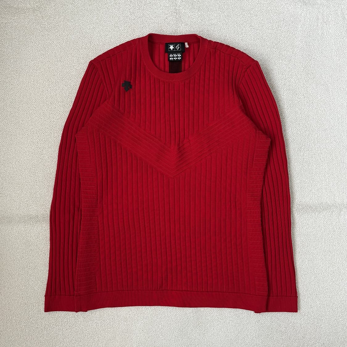 데상트골프 라운드넥 니트 상품이미지2