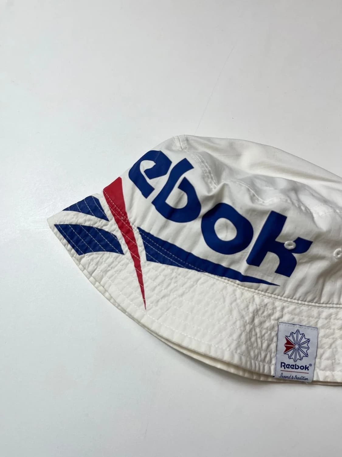 리복 클래식 벡터 버킷 햇 Q1352 상품이미지2