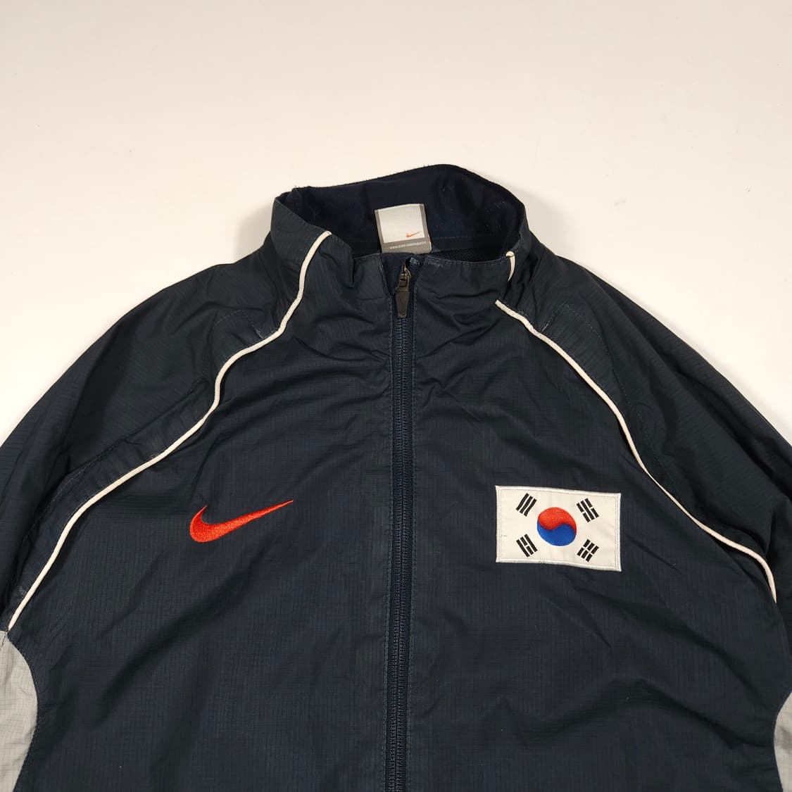 나이키 스우시 국대 바람막이  상품이미지2