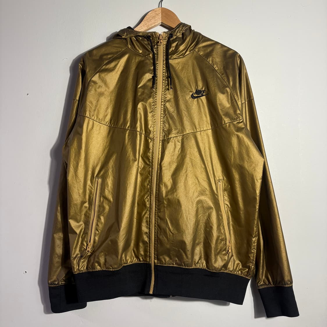 나이키 골드 후드 윈드브레이커 자켓 (무료배송) 상품이미지1