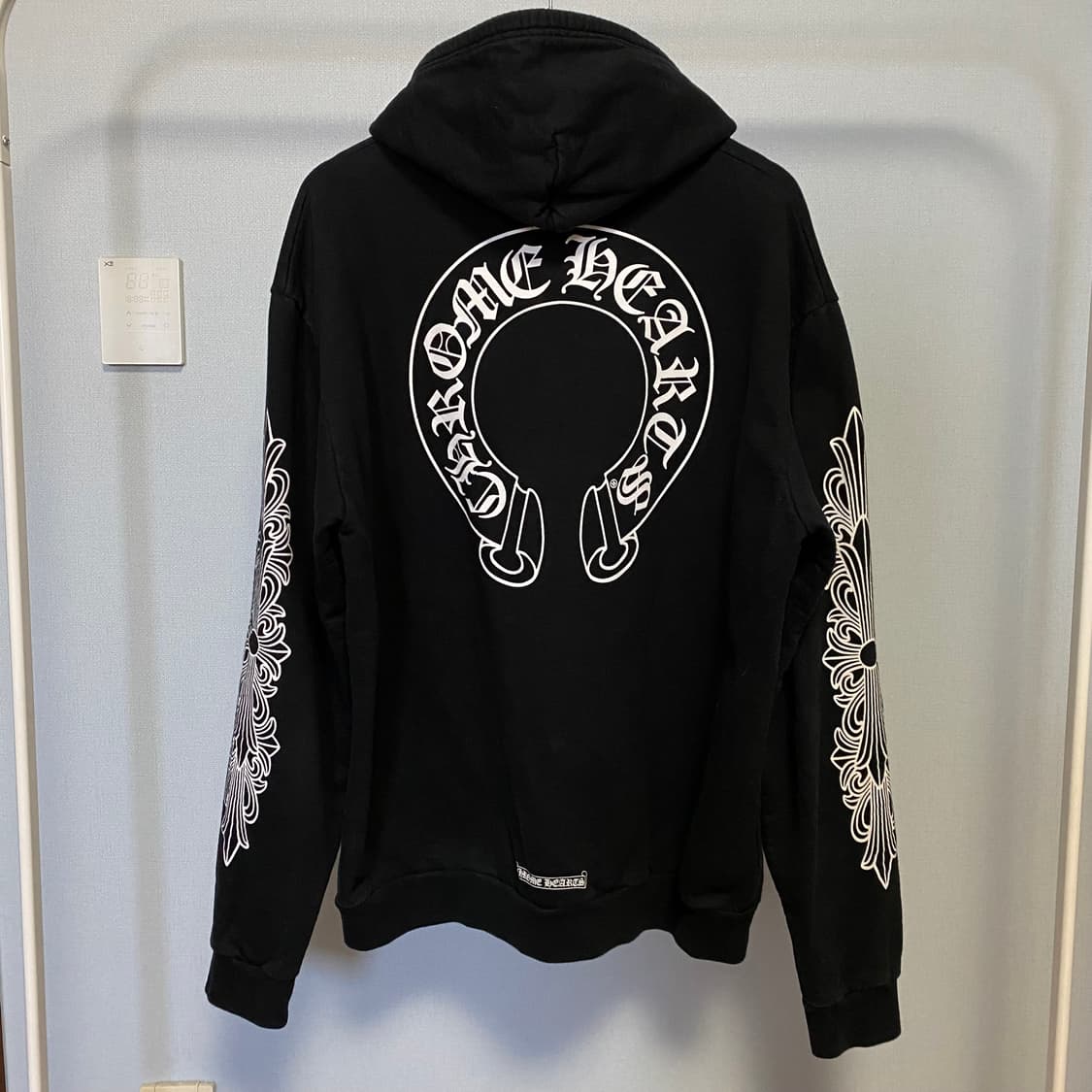 [L] 크롬하츠 홀스슈 플로랄 후드 집업 블랙 상품이미지2