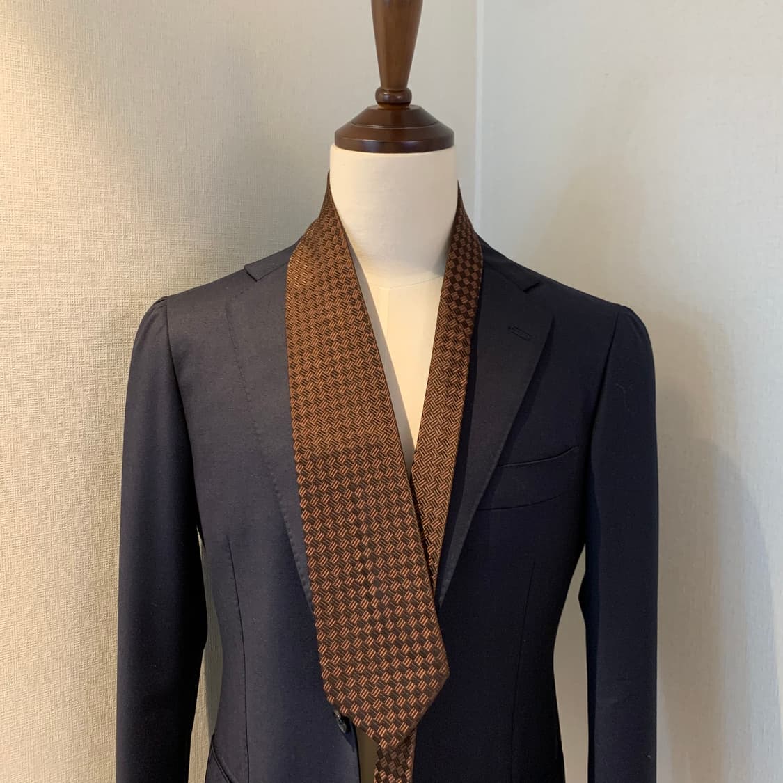 살바토레 페레가모 이태리 100실크 명품넥타이 브라운 체크무늬 A+등급 상품이미지1