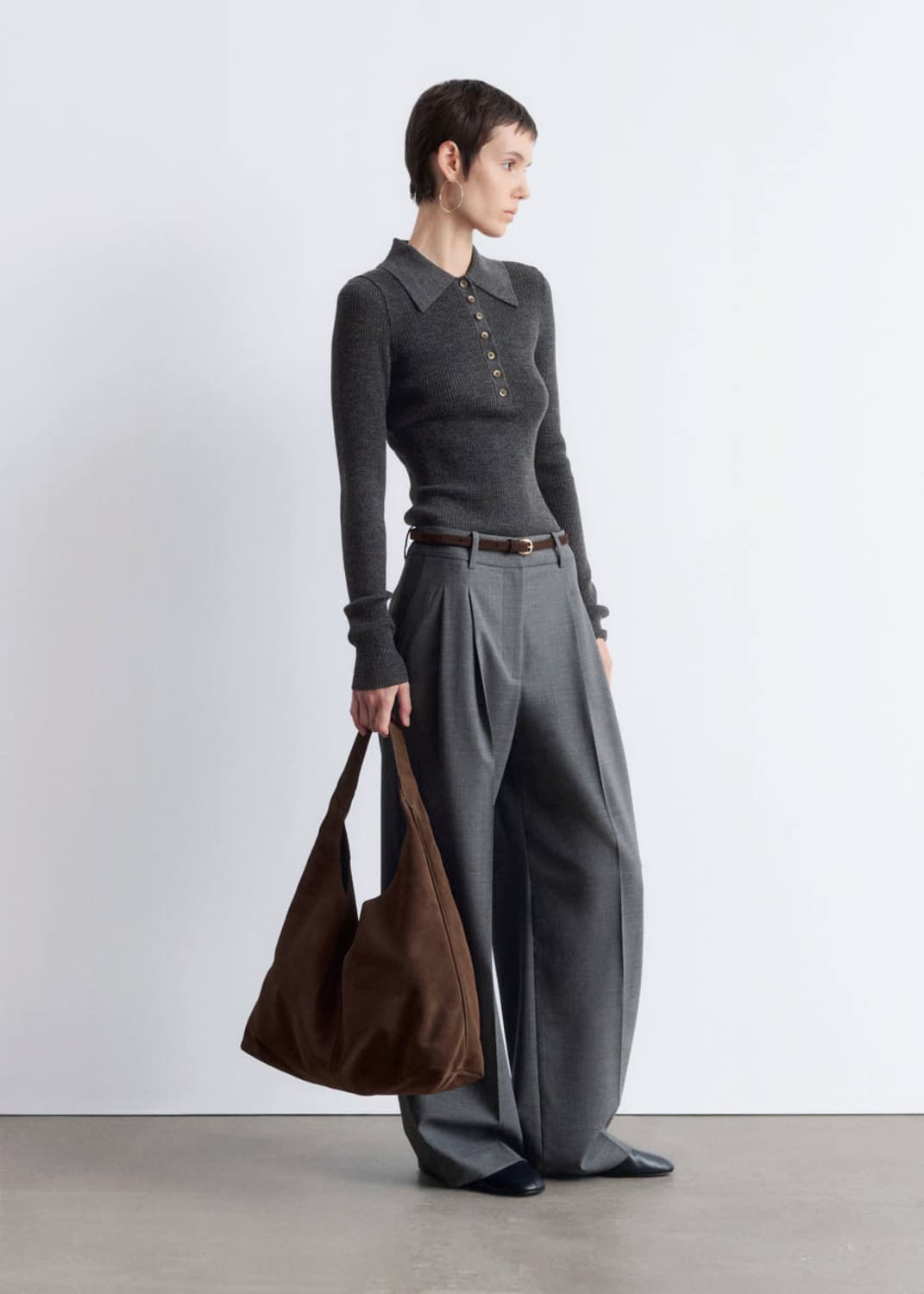 앤아더스토리즈 라지 스웨이드 토트백 브라운 상품이미지2