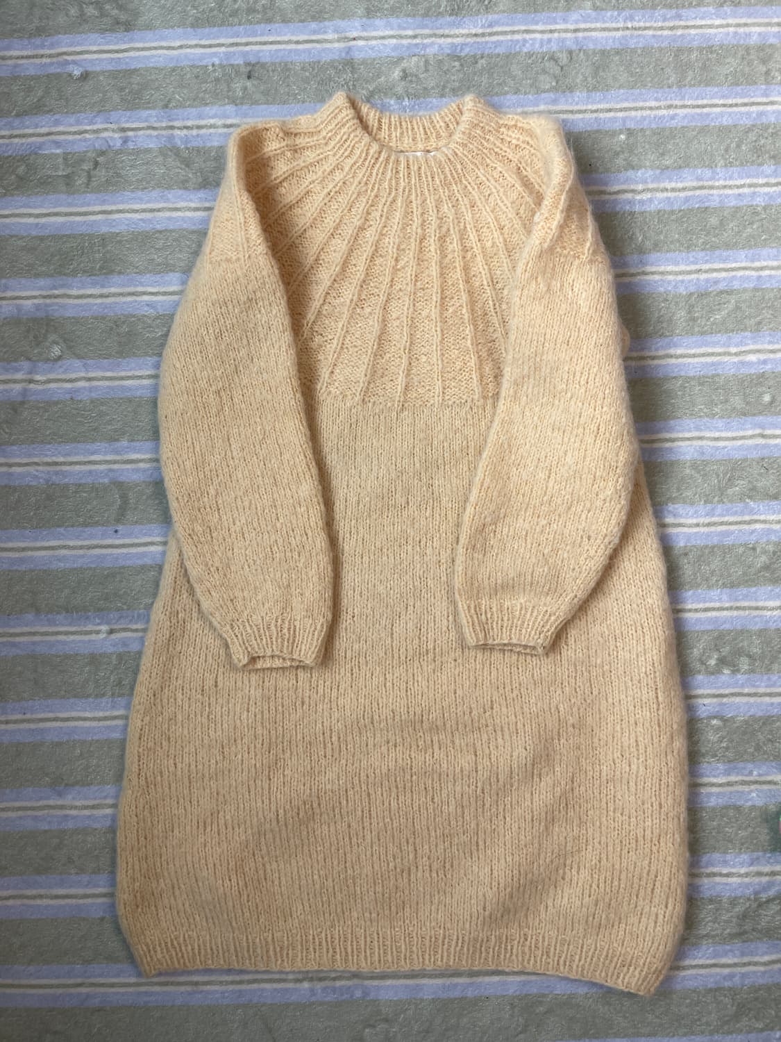 네팔산 핸드메이드 니트 원피스 울혼방 상품이미지7