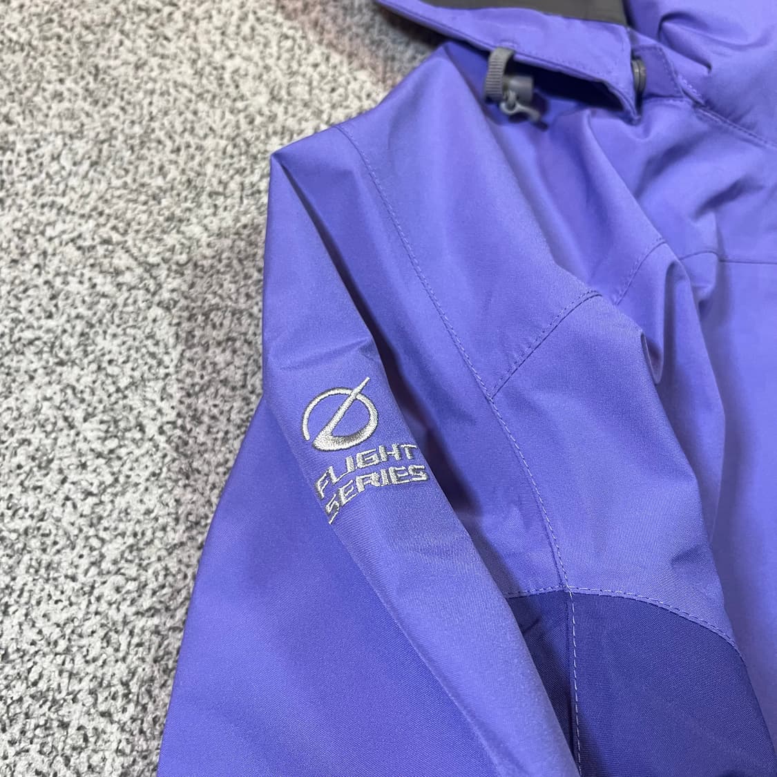 노스페이스 우먼 고어텍스 자켓 상품이미지3