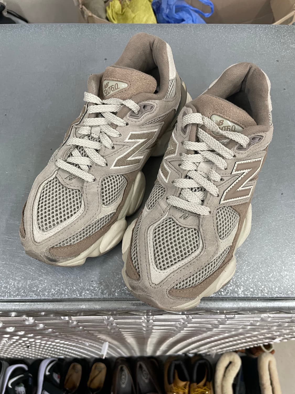 뉴발란스 9060 머쉬룸 애리드 스톤 220 상품이미지2