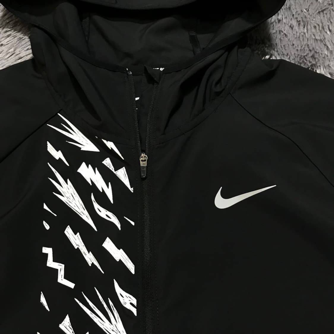 [[L, A급] 나이키(NIKE)러닝 에센셜 원드러너 후드 자켓#369 상품이미지4