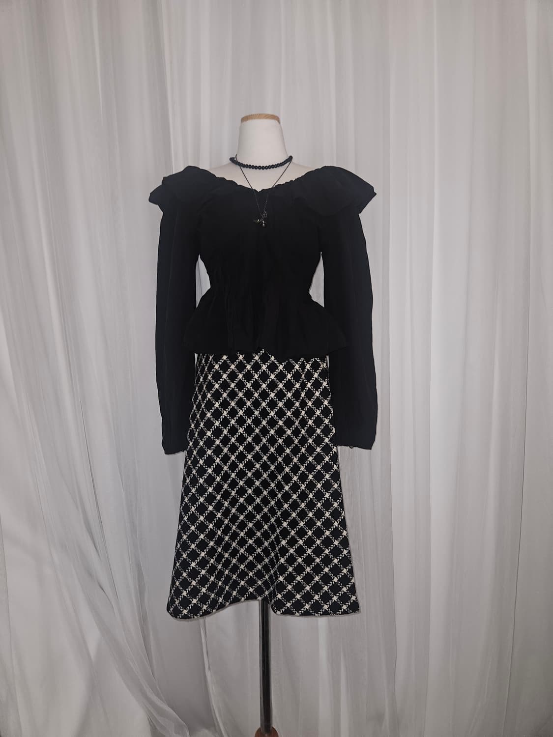 brigitte 빈티지 화이트 앤 블랙 모직 스커트 상품이미지1