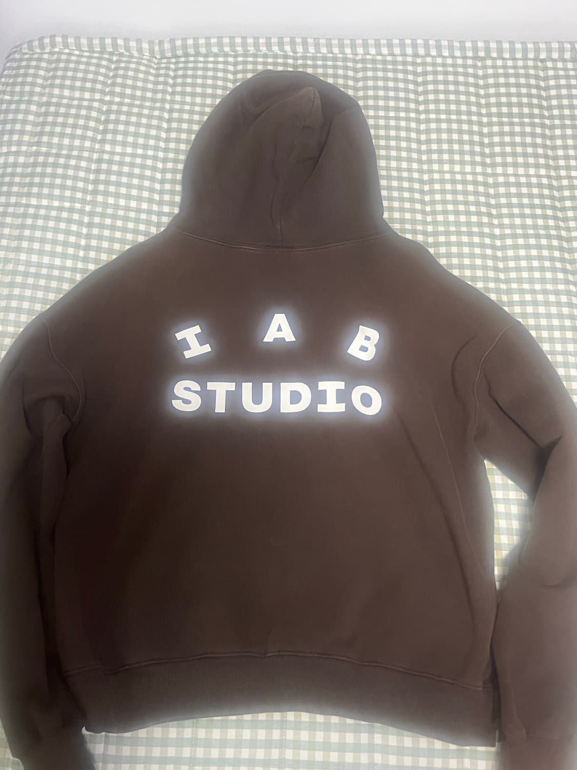 아이앱스튜디오 후드 브라운 L 상품이미지2