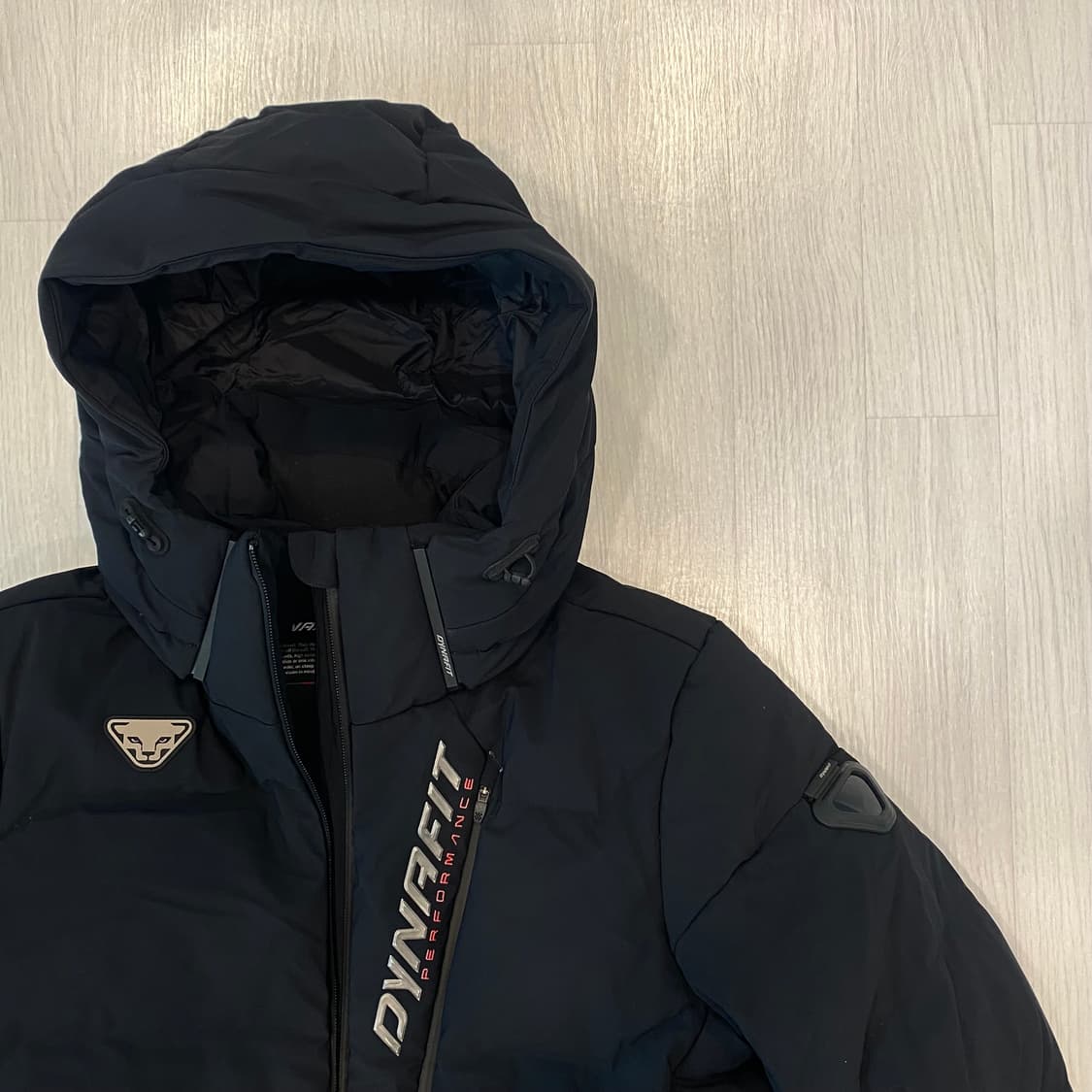 다이나핏 카본 비스트 미들 구스 다운 패딩 M 블랙 상품이미지4