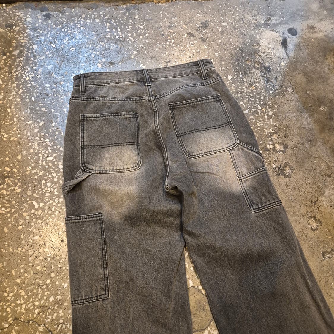 32인치 워싱그레이 새미와이드핏 카팬터 데님팬츠  상품이미지5