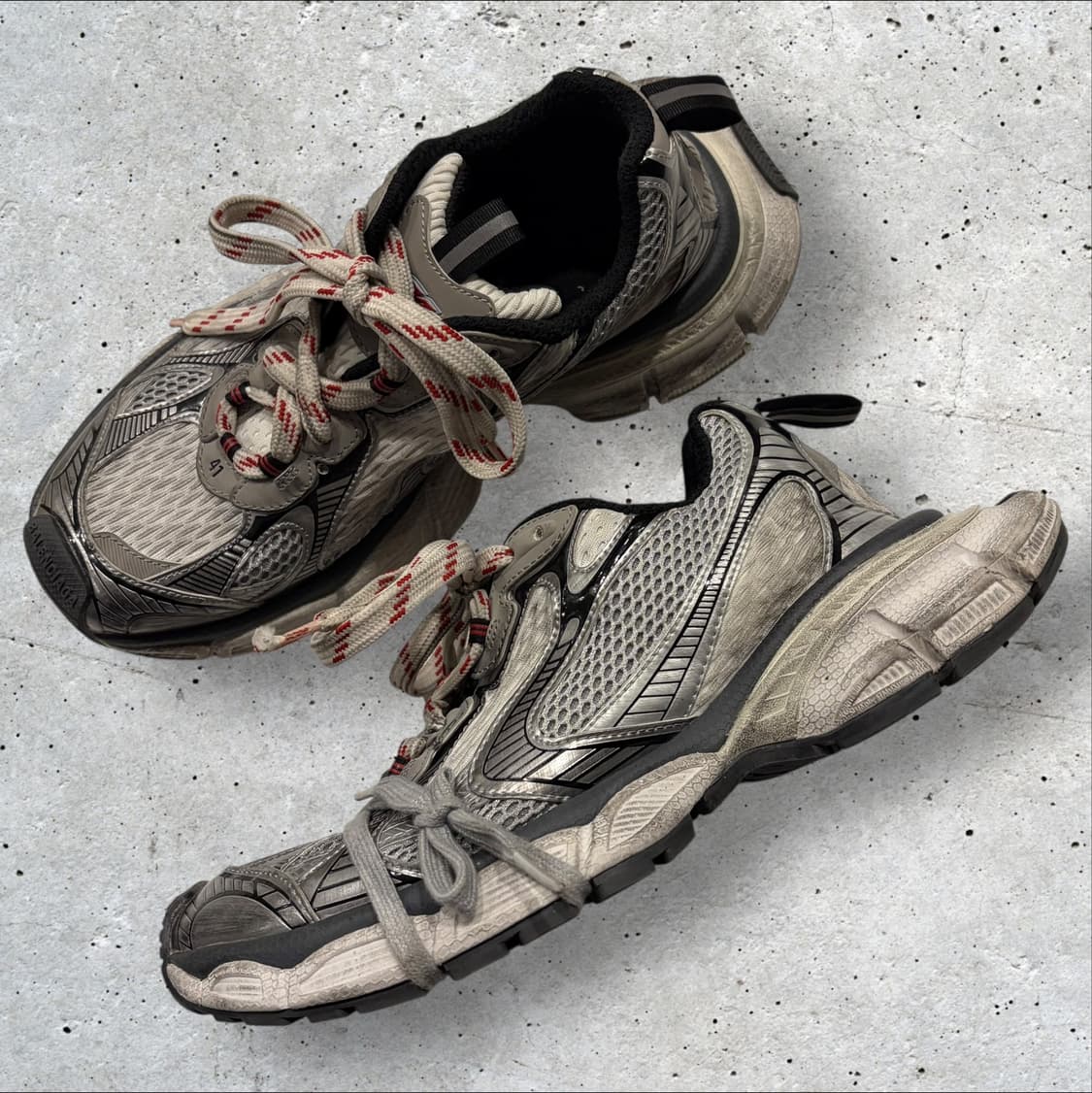 [270] 발렌시아가 3XL 스니커즈 그레이 화이트 레드 상품이미지1