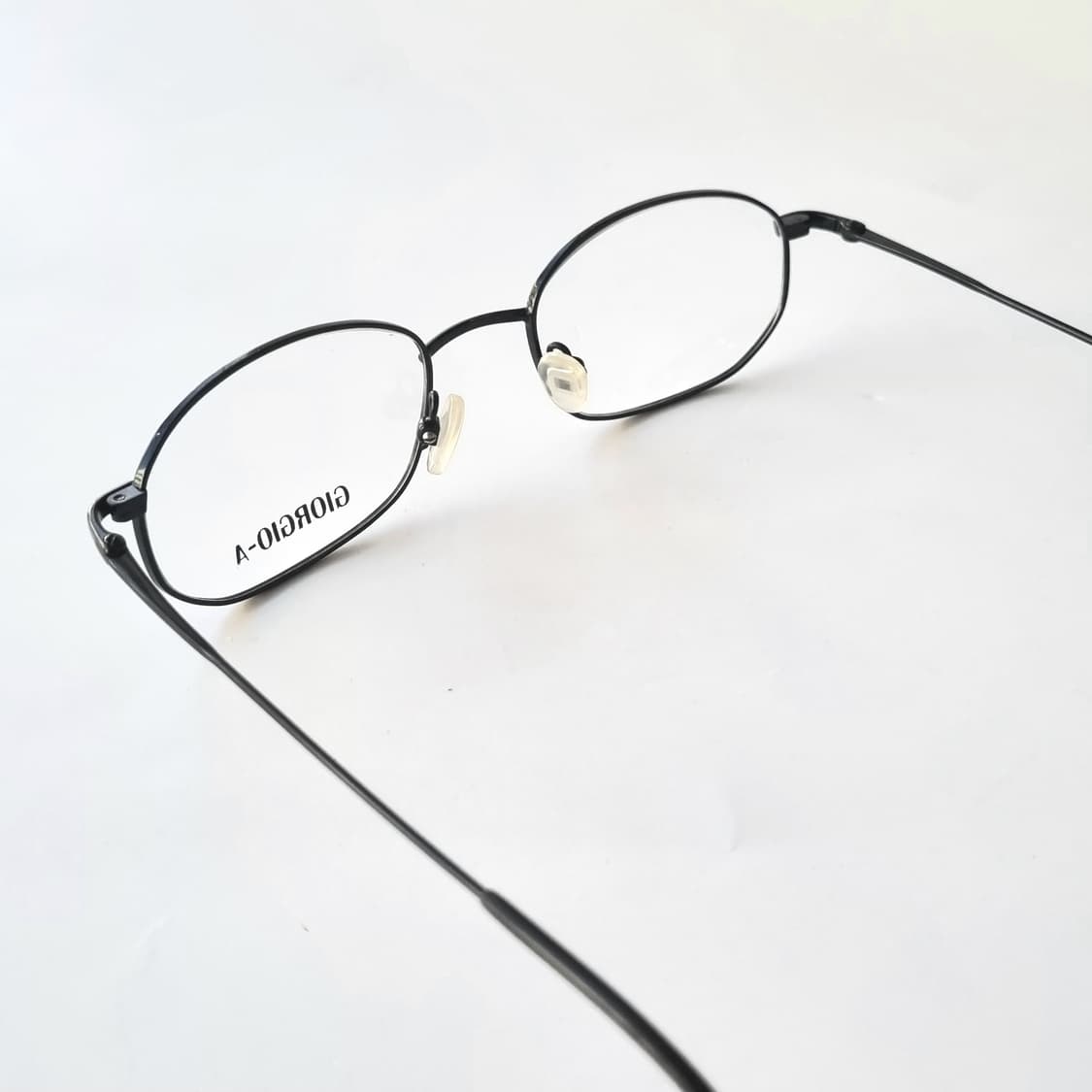 데드스탁 슬림한 라인의 긱시크 무드 안경테 753 상품이미지4