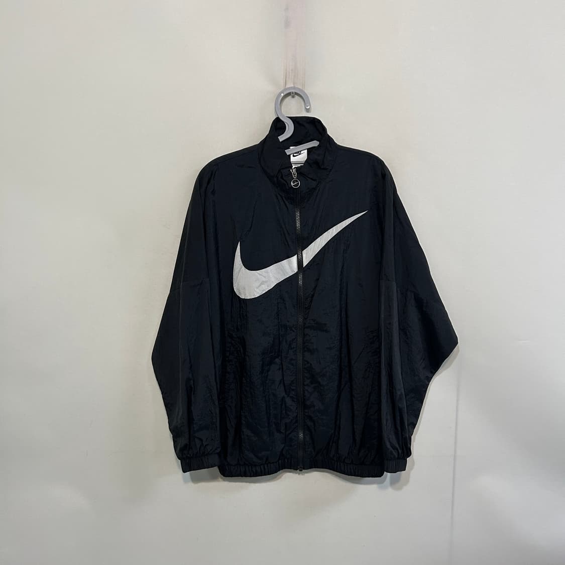 나이키 빅스우스 나일론 바람막이 S 여성 상태최상 블랙  상품이미지1