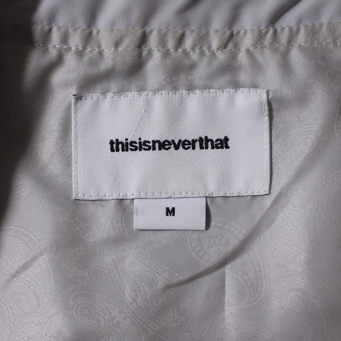 thisisneverthat® 디네뎃 화이트 바람막이 상품이미지5