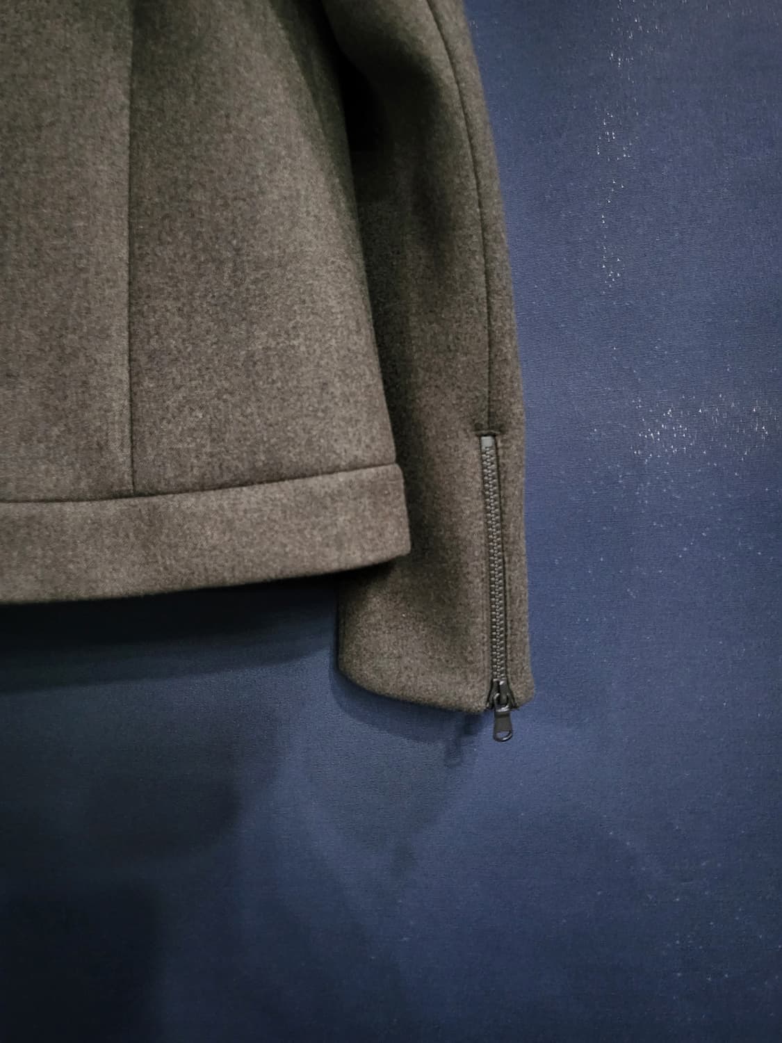 브루넬로 쿠치넬리 사선집업 울 혼방자켓 상품이미지9