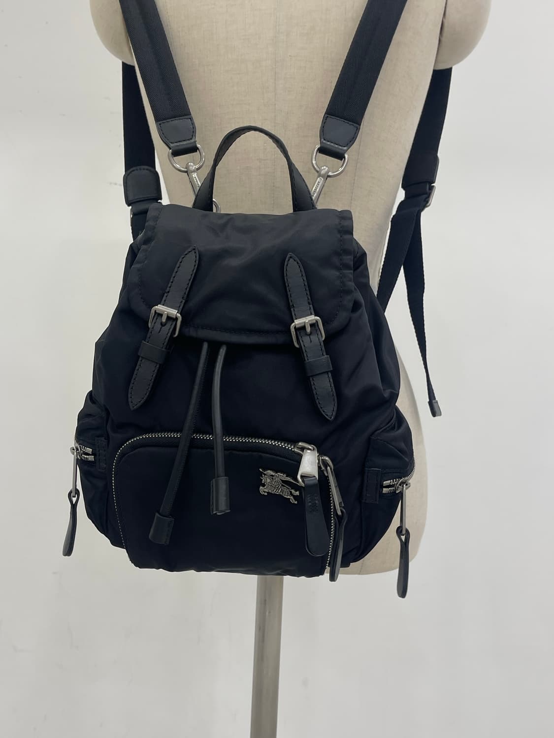 버버리 스몰 백팩  상품이미지2