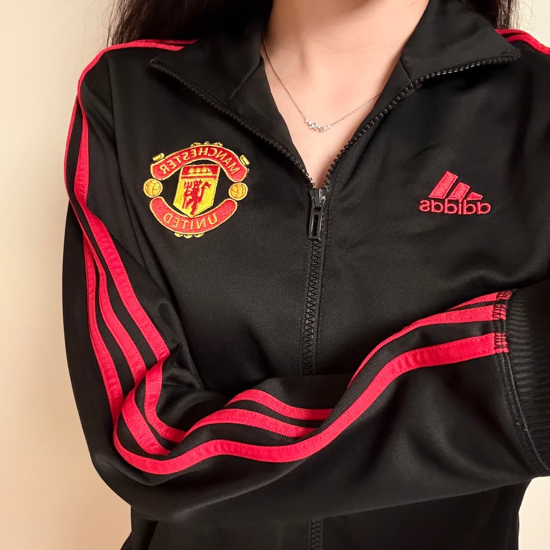 아디다스 대대장 맨유 블랙 검빨 져지 트랙탑 상품이미지1