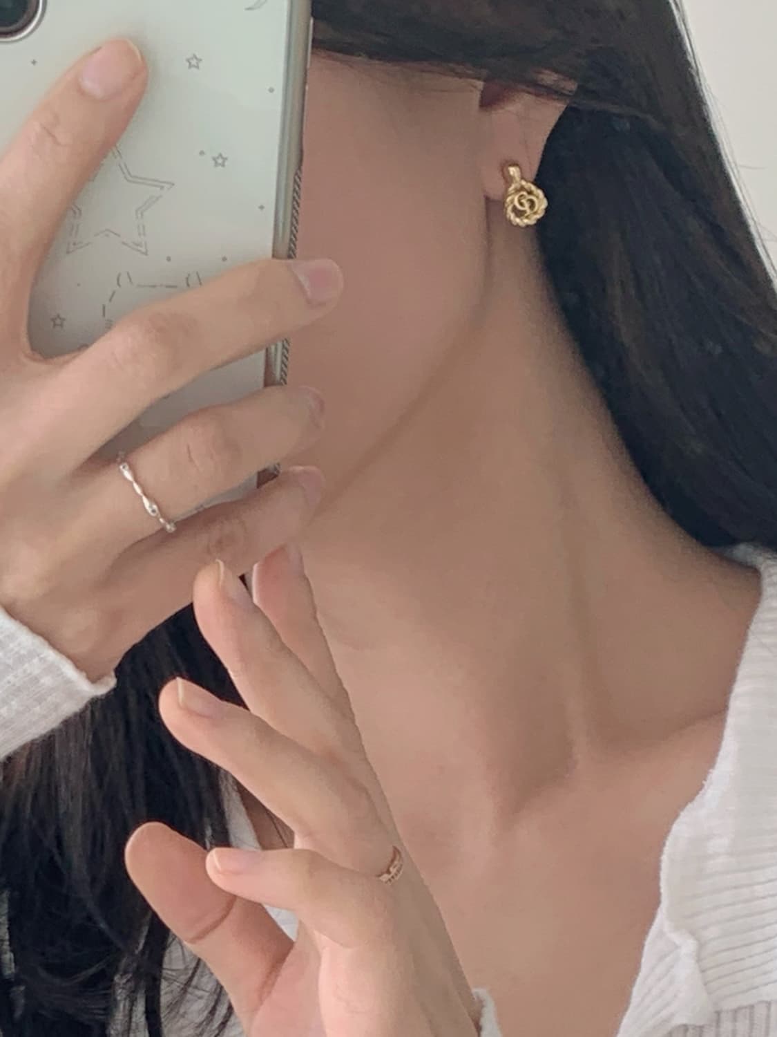 [ 디올 ]  디올 골드 로고 귀걸이 상품이미지10