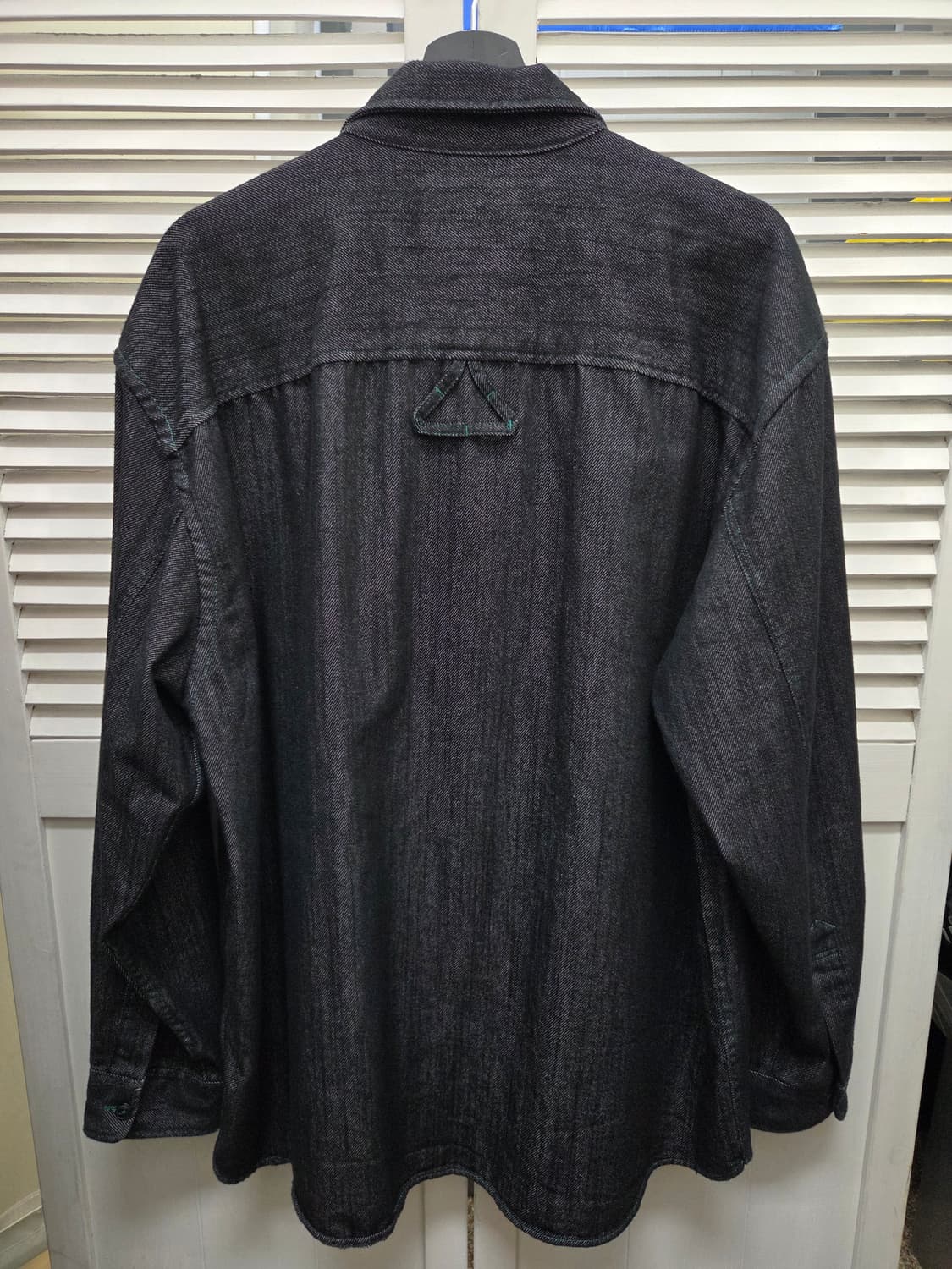 리 LEE 릴랙스드핏 블랙 데님 셔츠 상품이미지6