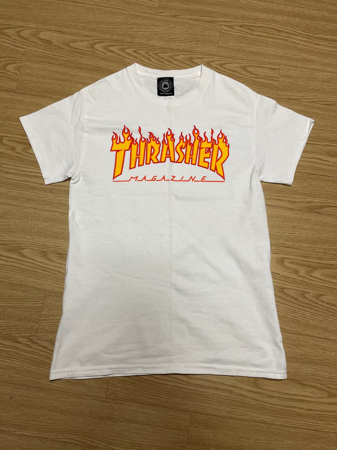 트레셔 불꽃티셔츠 상품이미지1