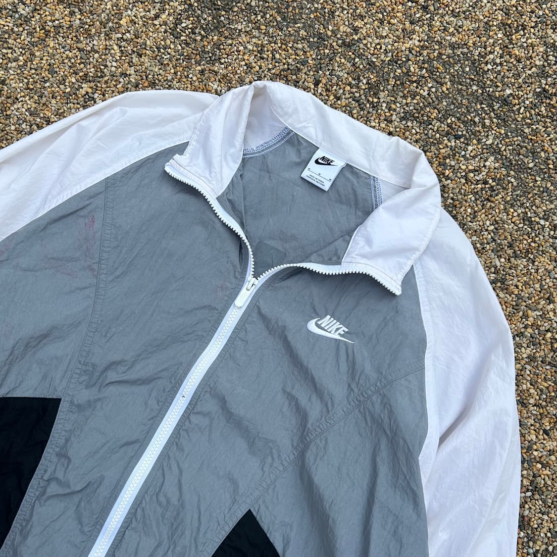 나이키 빅로고 바람막이 상품이미지2