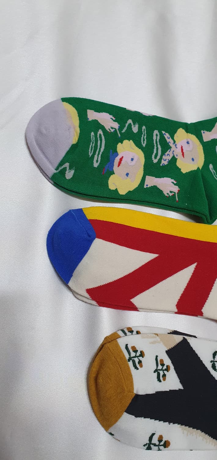 그린 옐로우 레드 블루 인물화 소녀 Bonne Maison 본메종 양말 상품이미지6