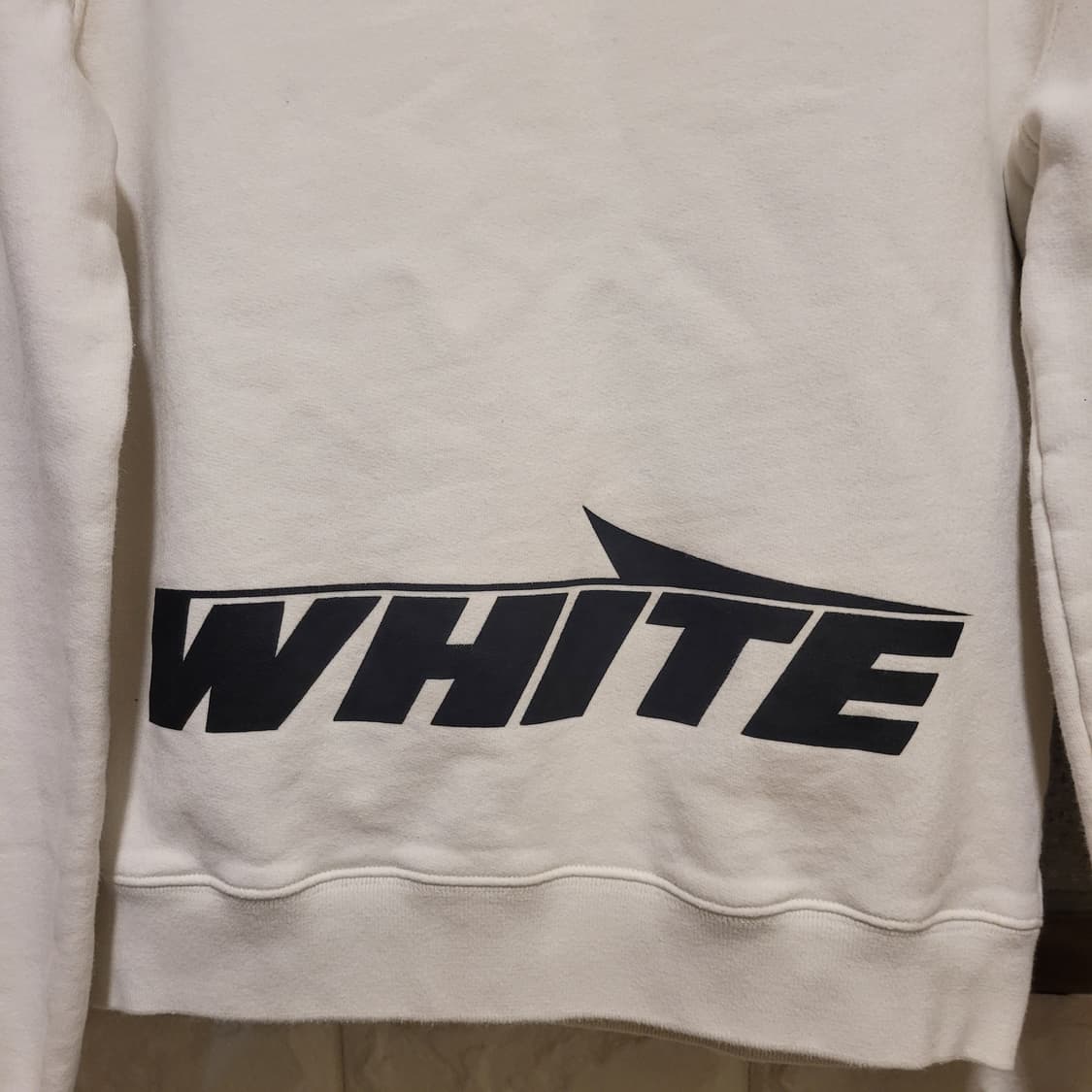 오프화이트 18FW 로고프린팅 맨투맨 XS 상품이미지4