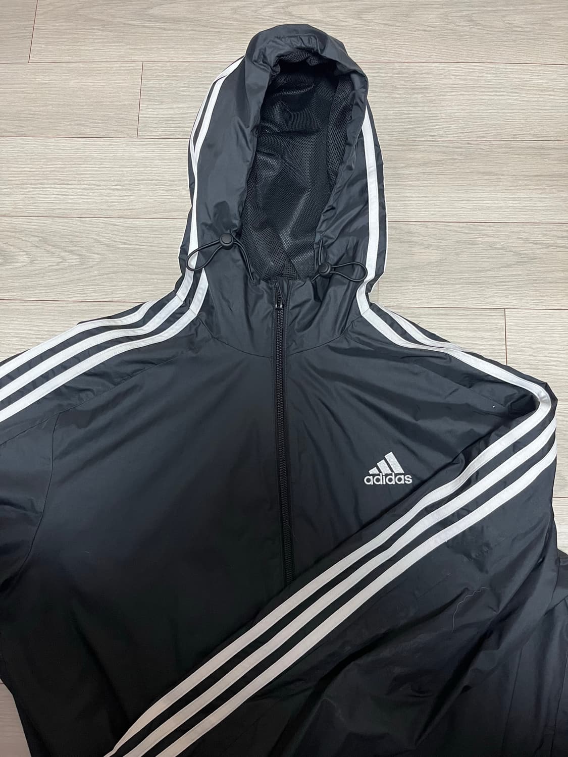 아디다스 블랙 삼선 후드 바람막이 땀복 러닝복 상품이미지1
