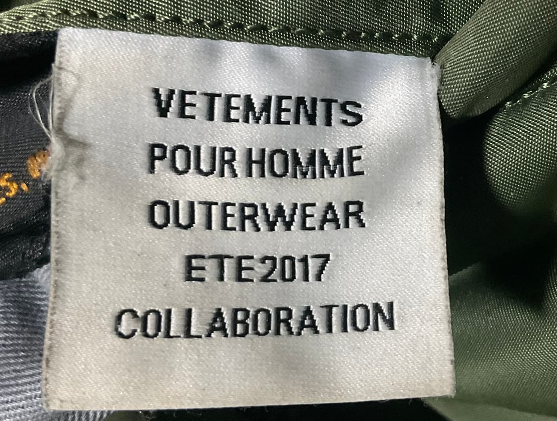 베트멍 AW17 리버시블 알파인더스트리 크롭 패디드 봄버 MA-1 상품이미지2