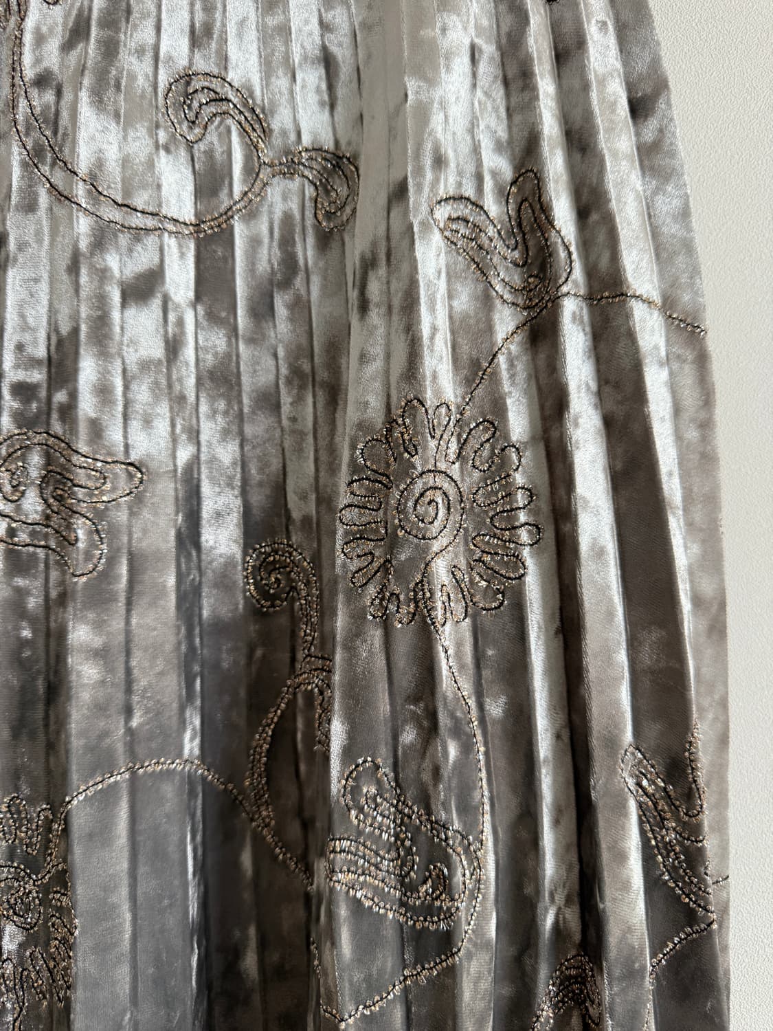 Pre owned 자수 플리츠 스커트 상품이미지5