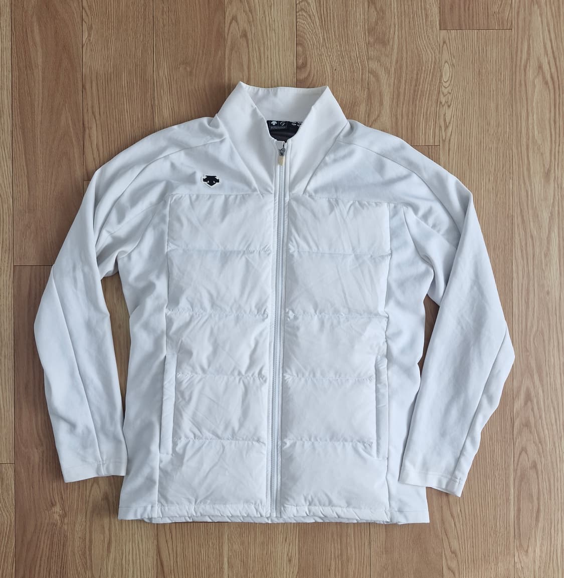 데상트 다운 하이브리드 자켓 105 상품이미지2