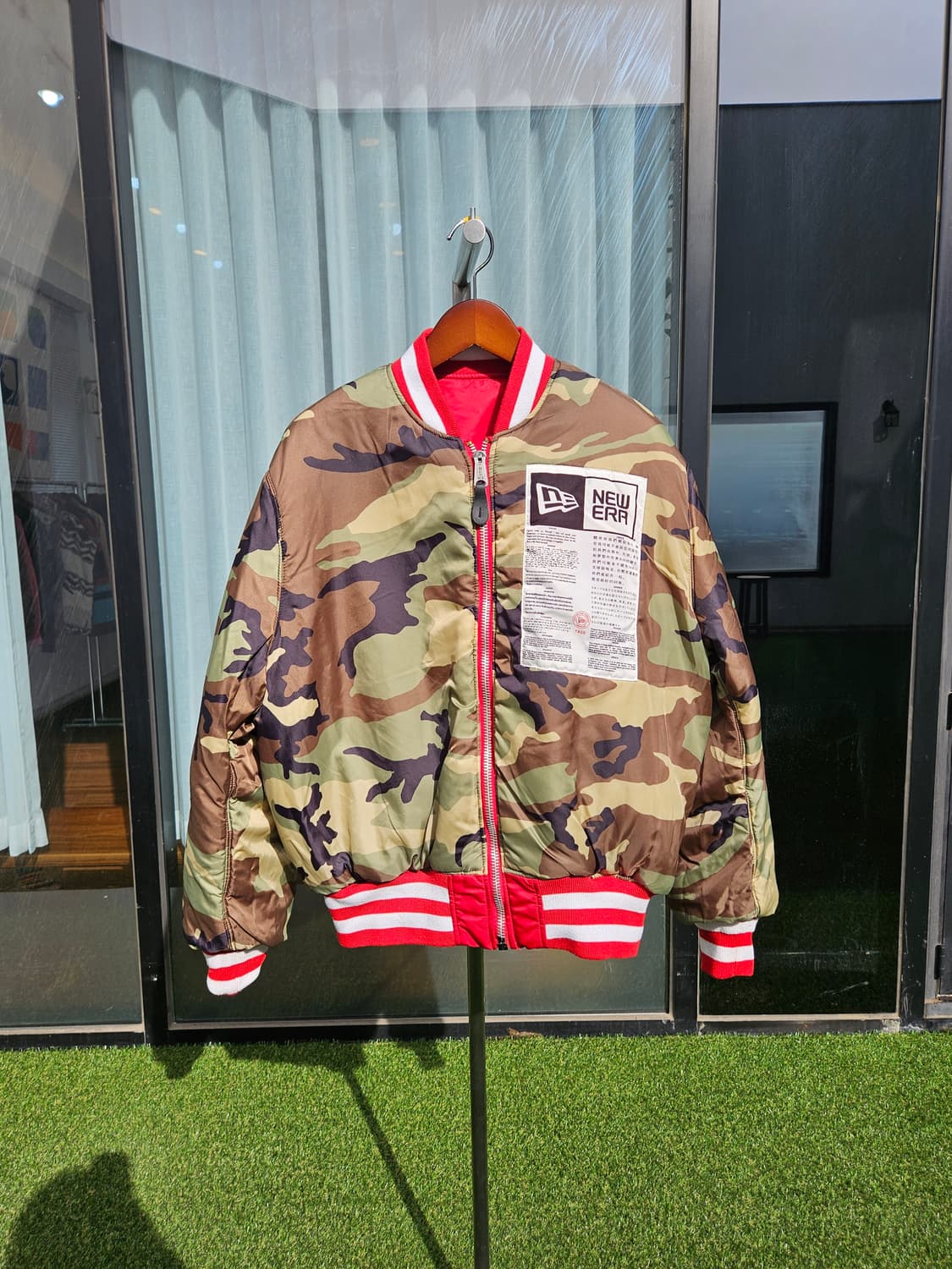 뉴에라 X 알파인더스트리 리버시블 봄버 자켓 상품이미지6