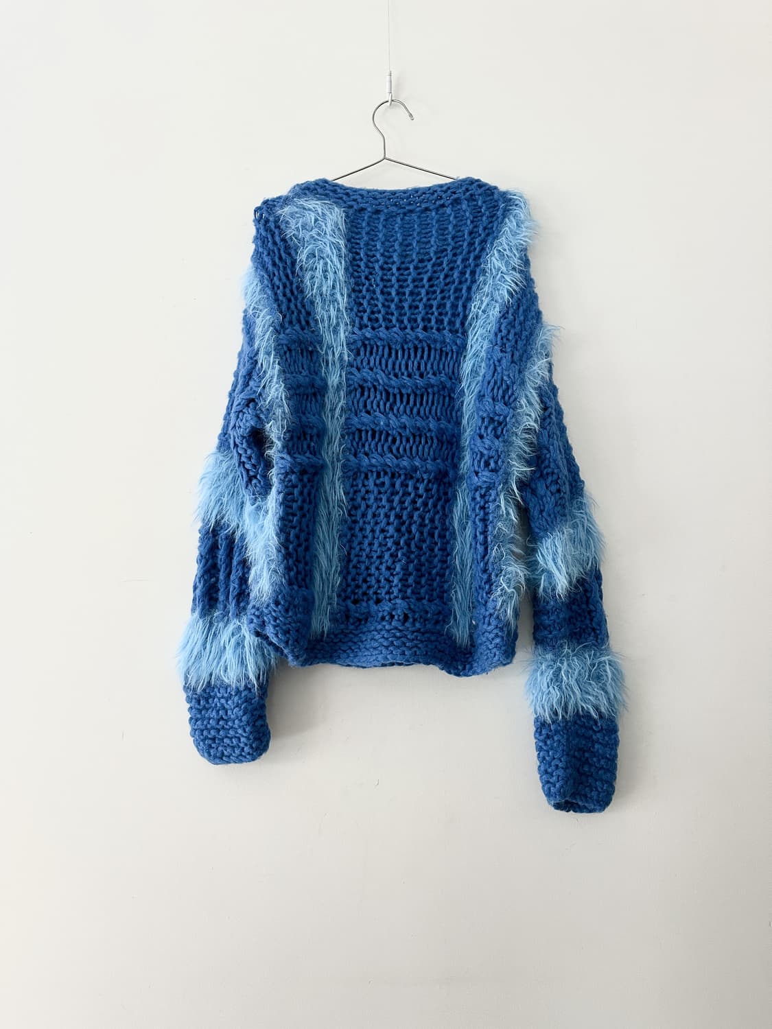 Rib detail fur knit / blue 상품이미지4