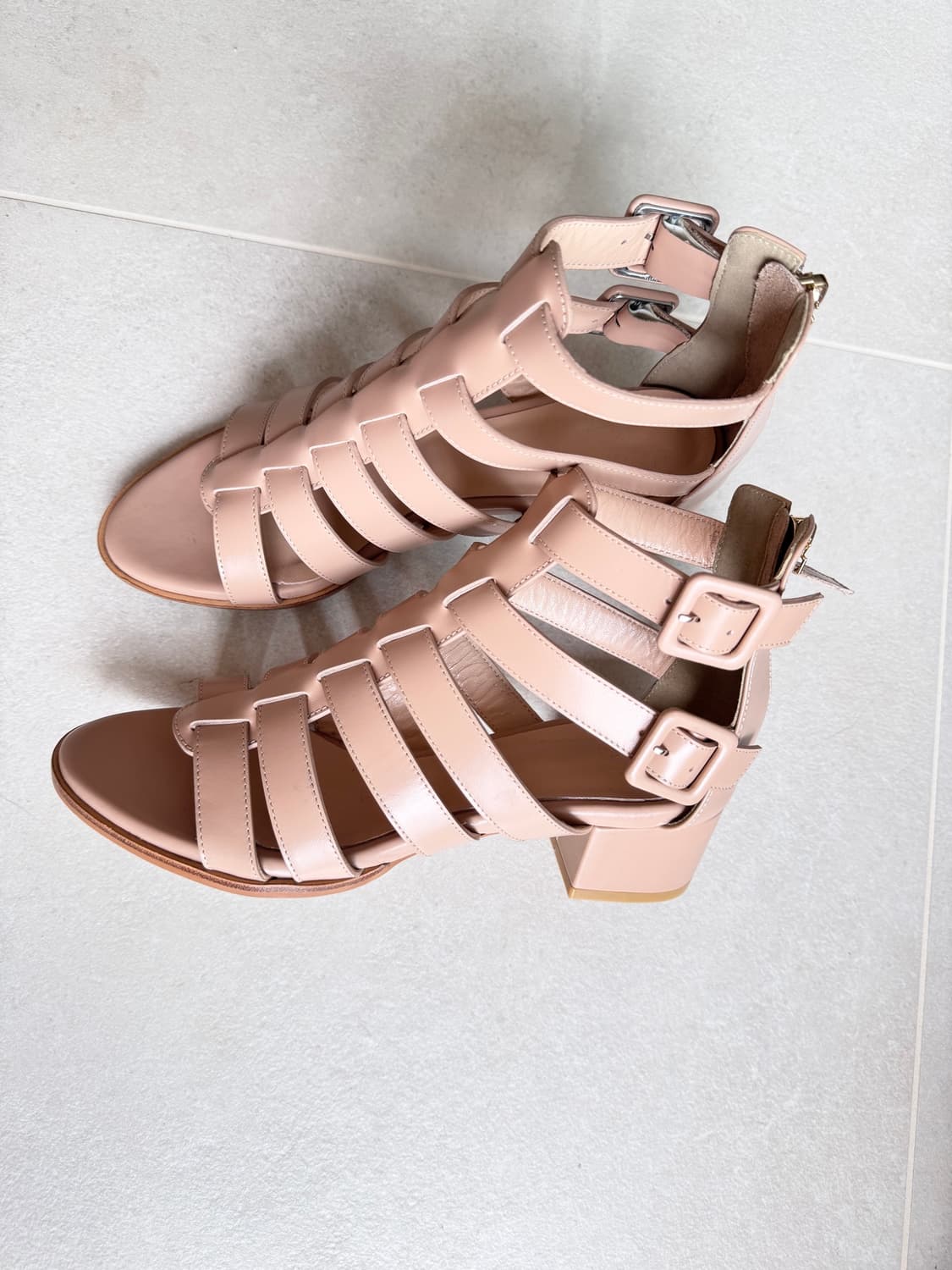 새상품 디자이너 슈즈 전체 소가죽 OH SHOE DESIGNS 샌들 24 상품이미지1