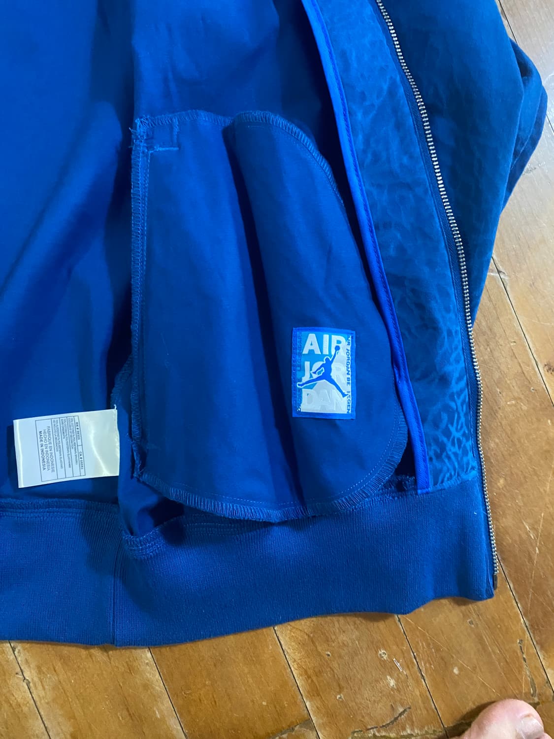 (새상품)나이키 조던 남성 봄버 자켓 L 상품이미지5