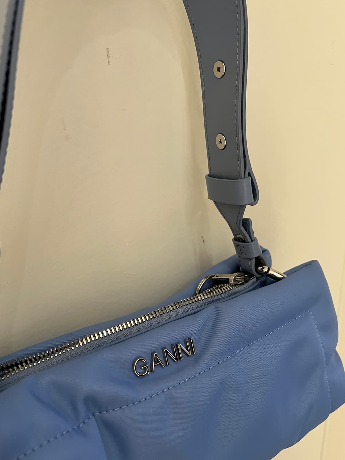 가니 (Ganni) 바게트백 상품이미지3