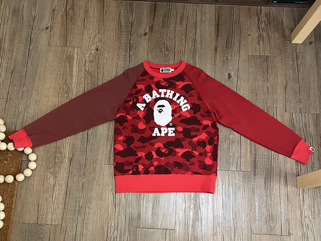 베이프 컬러 카모 컬리지 크루넥 스웨트셔츠 상품이미지1