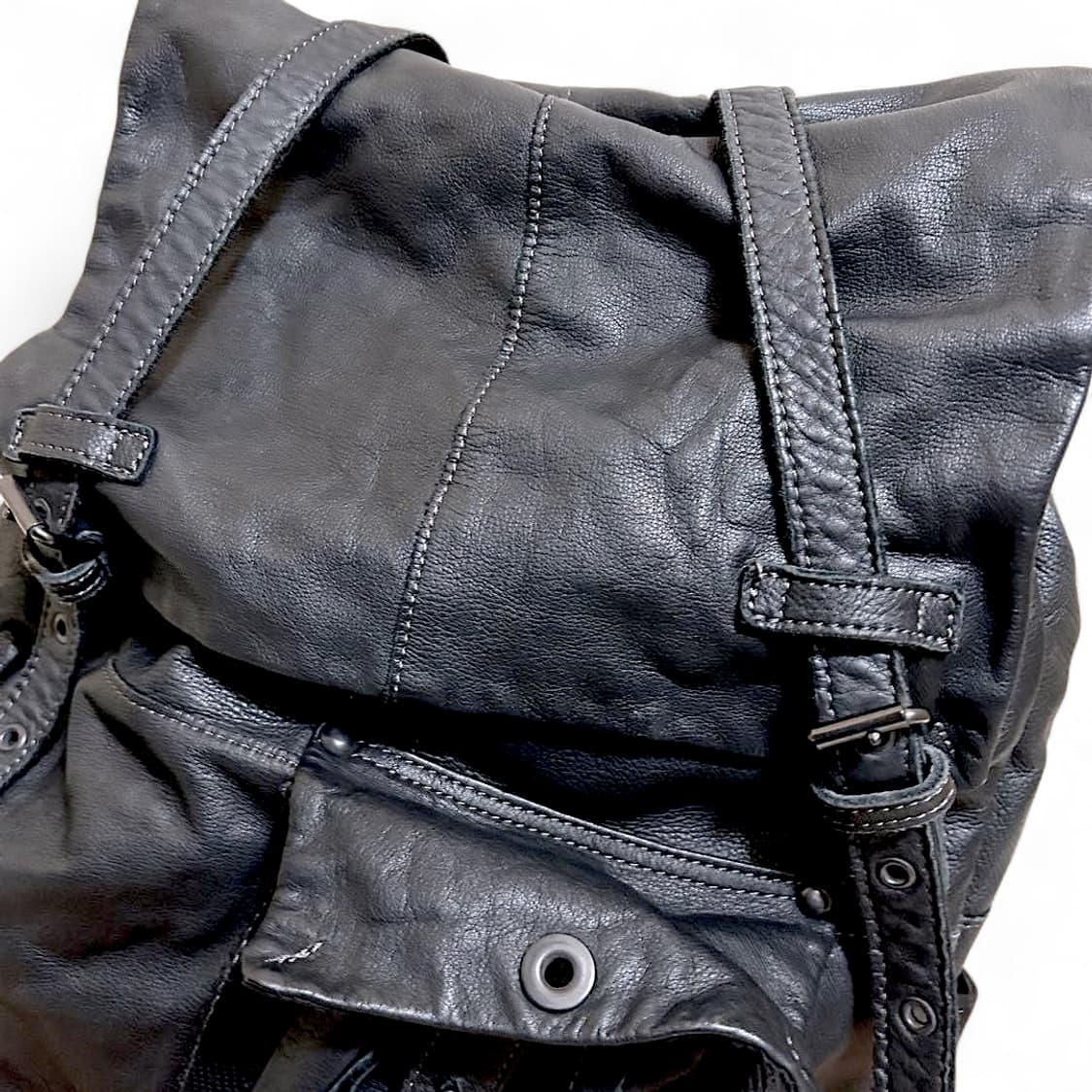 디케이드 글러브 오일레더 백팩 재팬브랜드 추천 상품이미지3