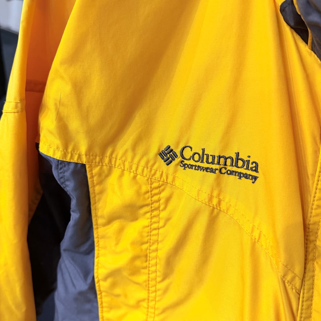 [L] 컬럼비아 USA 아카이브 바람막이 상품이미지7