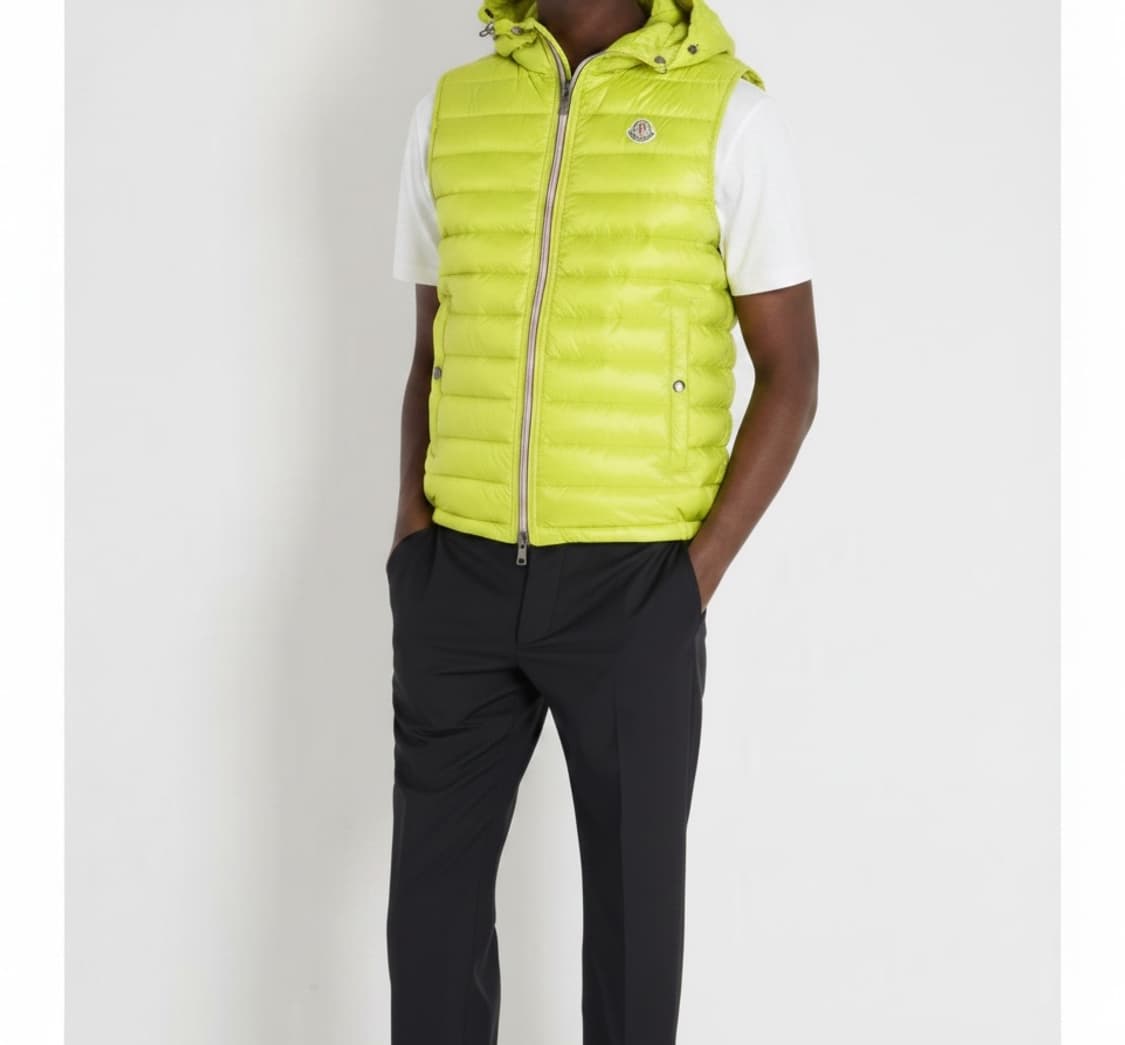 몽클레어 지앙 후드 다운 경량 베스트집업 ㅡ 105사이즈 상품이미지3