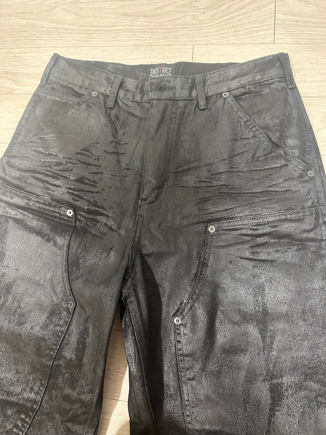 에모스탠스클럽 와이드 코팅 카펜터 배기데님 상품이미지4