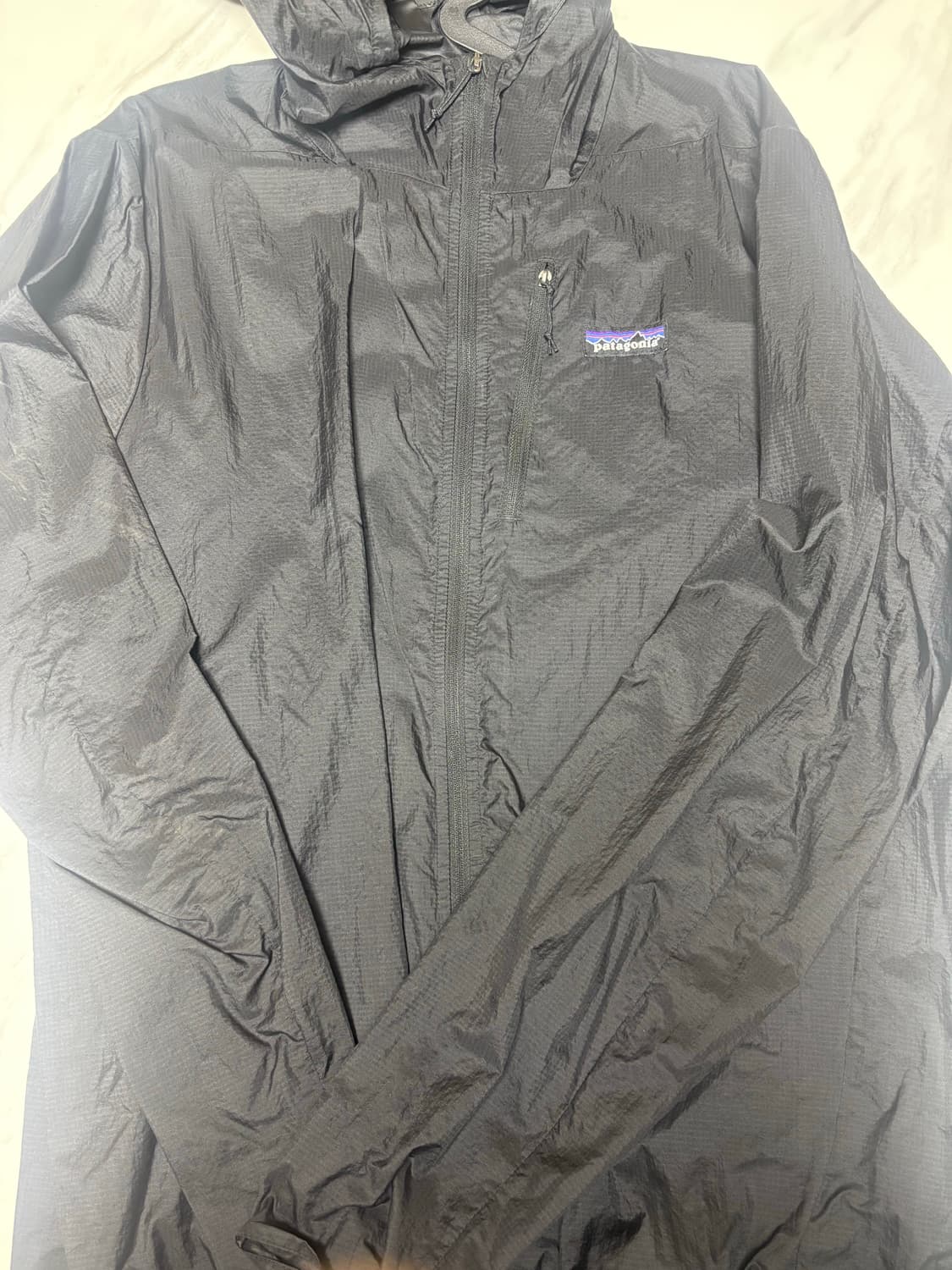 파타고니아 후디니 블랙 (L) 상품이미지1