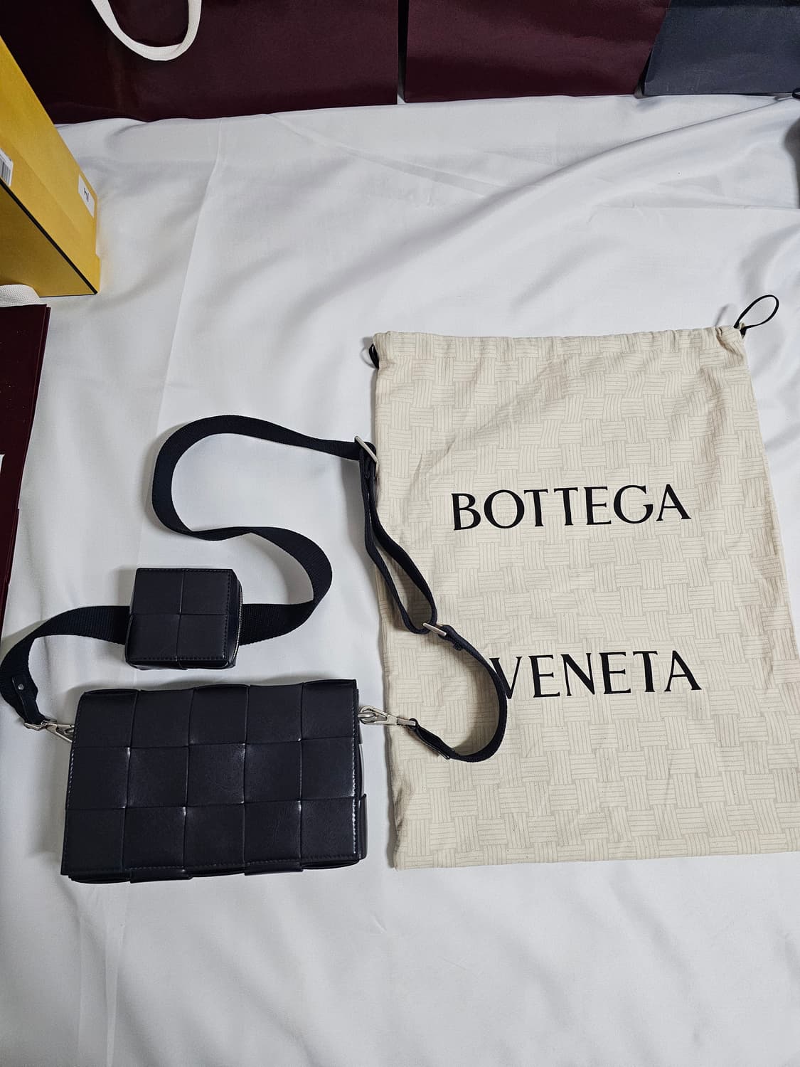 보테가 베네타 멀티카세트백 상품이미지1