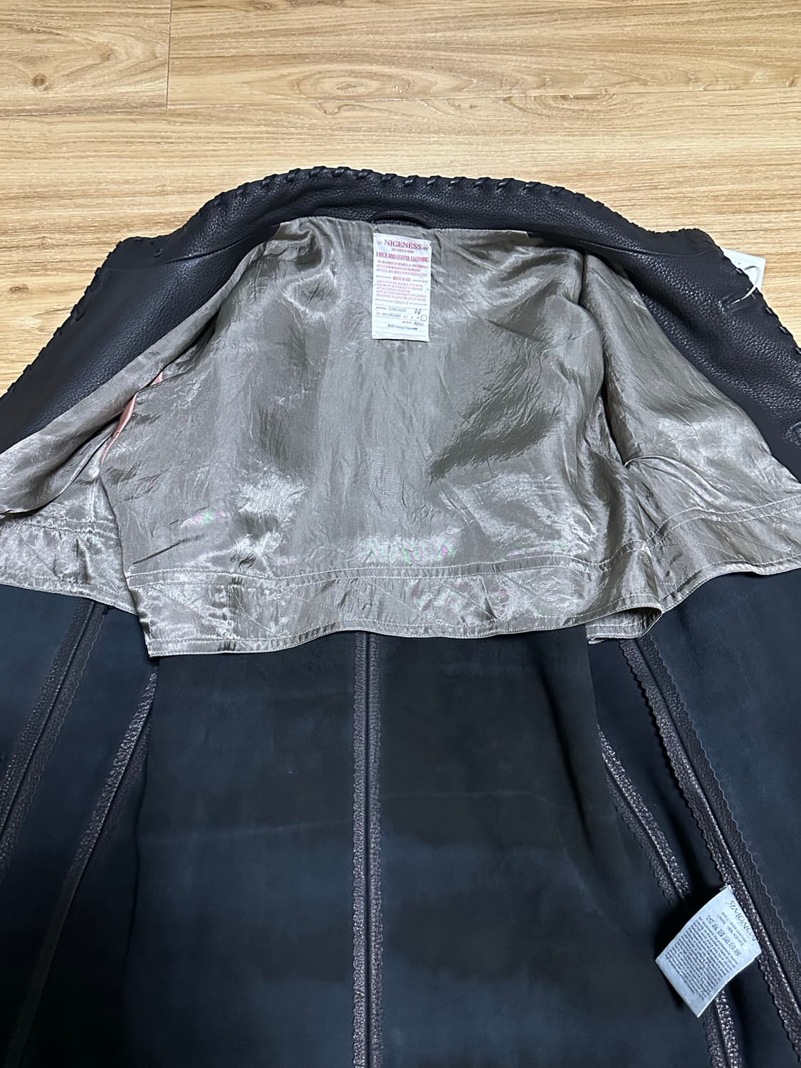 L 새제품 택포320만)25ss NICENESS SIMONON Black 상품이미지10